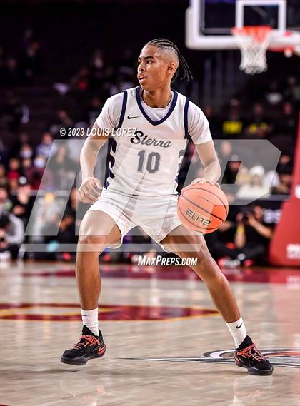 Thumbnail 1 in Sierra Canyon vs. Wheeler (The Chosen One's Invitational) photogallery.