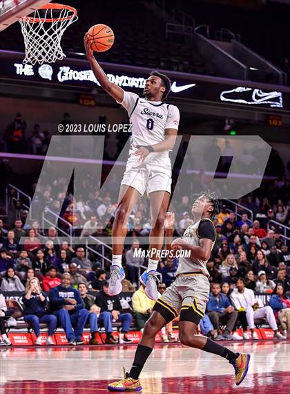 Thumbnail 2 in Sierra Canyon vs. Wheeler (The Chosen One's Invitational) photogallery.