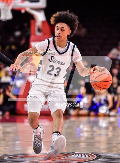 Thumbnail 2 in Sierra Canyon vs. Wheeler (The Chosen One's Invitational) photogallery.