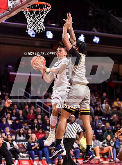 Thumbnail 1 in Sierra Canyon vs. Wheeler (The Chosen One's Invitational) photogallery.
