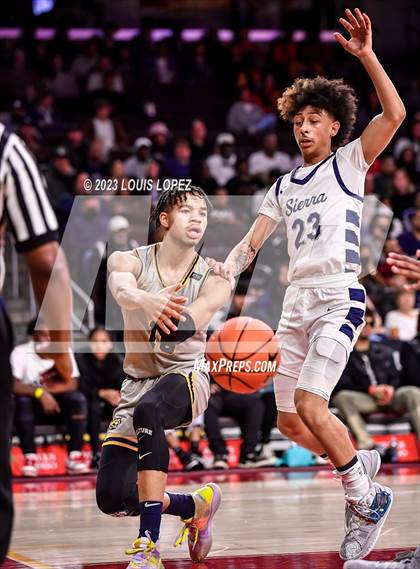Thumbnail 3 in Sierra Canyon vs. Wheeler (The Chosen One's Invitational) photogallery.