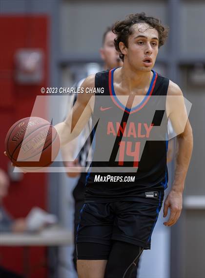 Thumbnail 3 in Truckee vs. Analy (Russ Peterich Viking Tippoff Classic) photogallery.