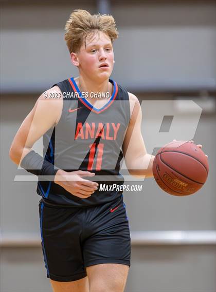 Thumbnail 3 in Truckee vs. Analy (Russ Peterich Viking Tippoff Classic) photogallery.