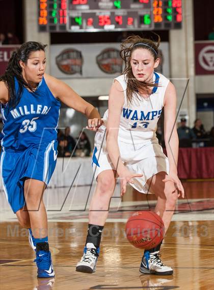 Thumbnail 2 in Springfield vs. Braintree (Spalding Hoophall Classic) photogallery.