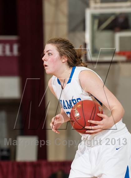 Thumbnail 3 in Springfield vs. Braintree (Spalding Hoophall Classic) photogallery.