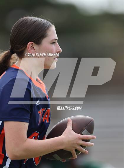 Thumbnail 1 in Smoky Hill vs Legend (Regis Jesuit High School) photogallery.