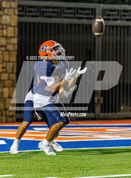 Thumbnail 1 in Central @ Bishop Gorman photogallery.