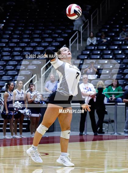 Thumbnail 3 in Goliad vs. Bushland (UIL 3A D1 Volleyball Final) photogallery.