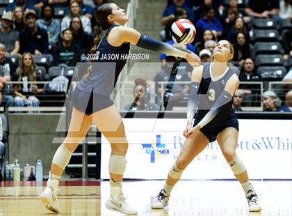 Thumbnail 3 in Goliad vs. Bushland (UIL 3A D1 Volleyball Final) photogallery.