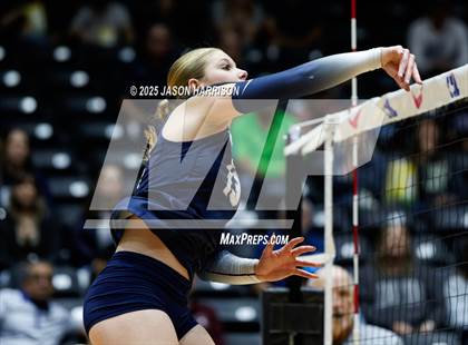 Thumbnail 2 in Goliad vs. Bushland (UIL 3A D1 Volleyball Final) photogallery.