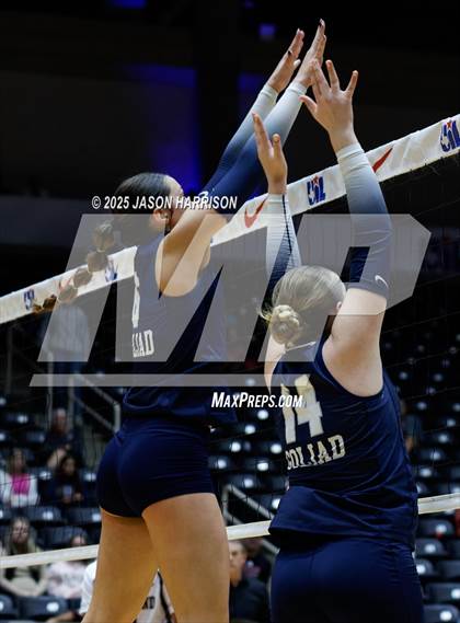 Thumbnail 1 in Goliad vs. Bushland (UIL 3A D1 Volleyball Final) photogallery.