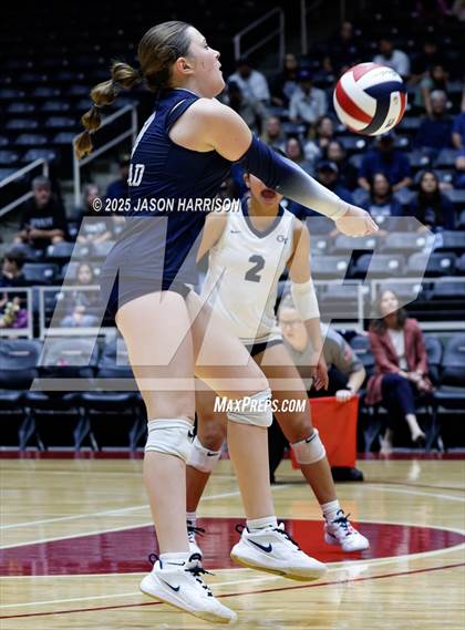 Thumbnail 2 in Goliad vs. Bushland (UIL 3A D1 Volleyball Final) photogallery.