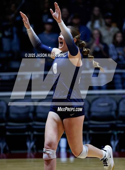 Thumbnail 1 in Goliad vs. Bushland (UIL 3A D1 Volleyball Final) photogallery.