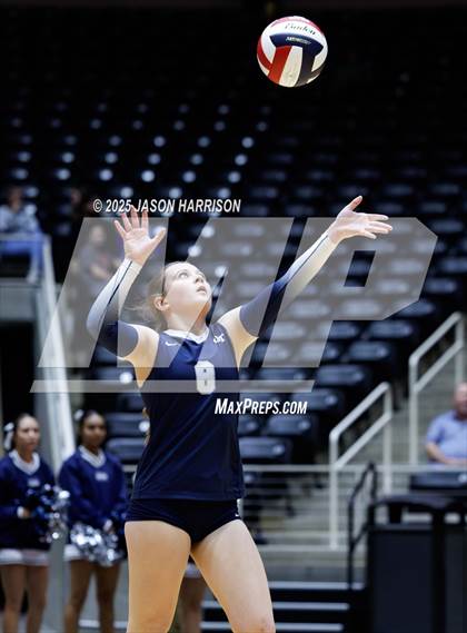 Thumbnail 3 in Goliad vs. Bushland (UIL 3A D1 Volleyball Final) photogallery.