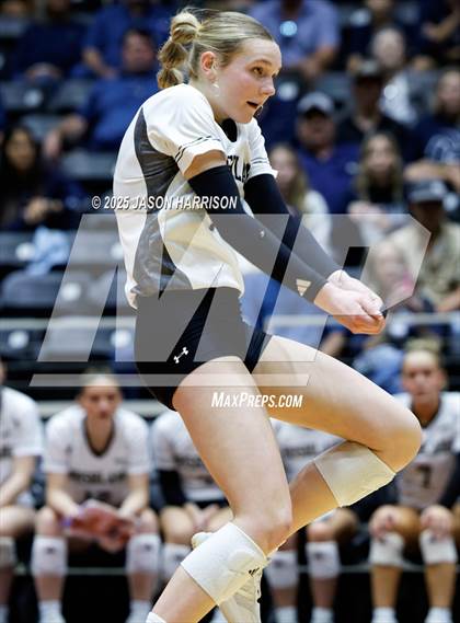 Thumbnail 2 in Goliad vs. Bushland (UIL 3A D1 Volleyball Final) photogallery.