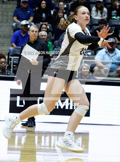 Thumbnail 3 in Goliad vs. Bushland (UIL 3A D1 Volleyball Final) photogallery.