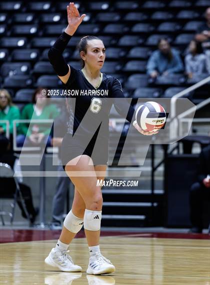 Thumbnail 1 in Goliad vs. Bushland (UIL 3A D1 Volleyball Final) photogallery.