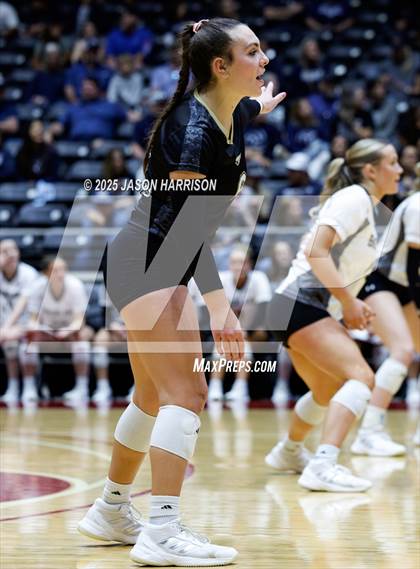 Thumbnail 1 in Goliad vs. Bushland (UIL 3A D1 Volleyball Final) photogallery.