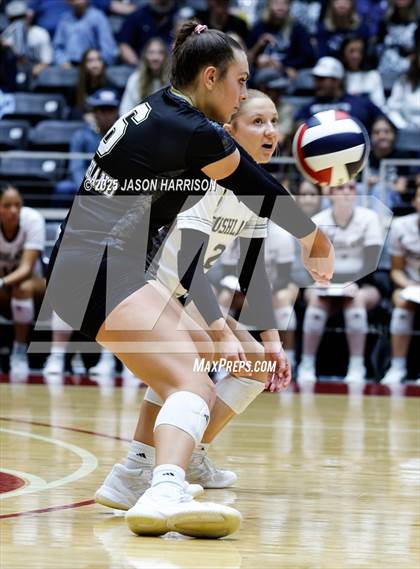 Thumbnail 2 in Goliad vs. Bushland (UIL 3A D1 Volleyball Final) photogallery.
