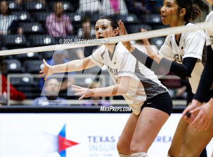 Thumbnail 2 in Goliad vs. Bushland (UIL 3A D1 Volleyball Final) photogallery.