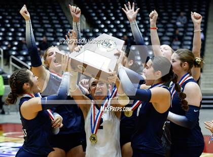 Thumbnail 2 in Goliad vs. Bushland (UIL 3A D1 Volleyball Final) photogallery.