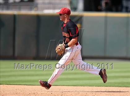 Thumbnail 1 in Carroll vs. Coronado (UIL 5A State Semifinal) photogallery.