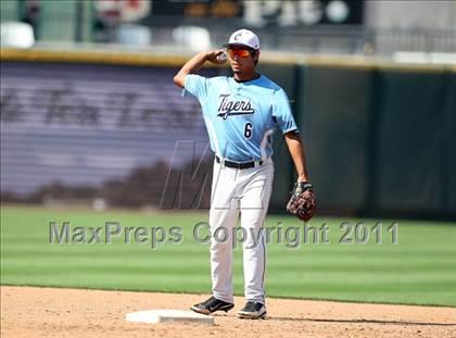 Thumbnail 2 in Carroll vs. Coronado (UIL 5A State Semifinal) photogallery.