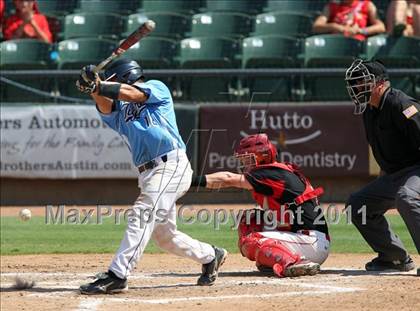 Thumbnail 3 in Carroll vs. Coronado (UIL 5A State Semifinal) photogallery.