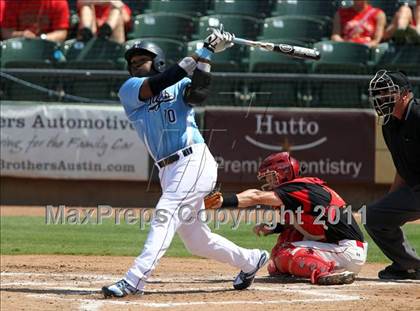 Thumbnail 1 in Carroll vs. Coronado (UIL 5A State Semifinal) photogallery.