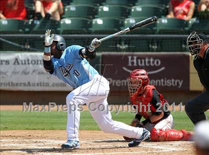 Thumbnail 2 in Carroll vs. Coronado (UIL 5A State Semifinal) photogallery.