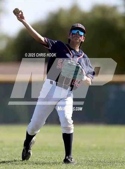 Thumbnail 1 in Amphitheater @ Sahuaro photogallery.