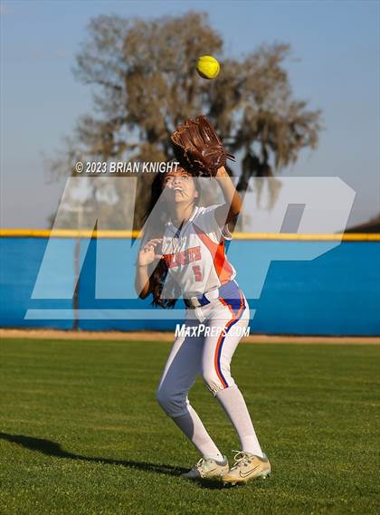 Thumbnail 2 in Hardee (Team & Individuals) photogallery.