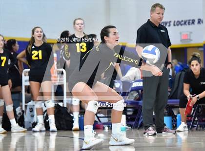 Thumbnail 2 in Torrey Pines vs. Kamehameha Kapalama (Durango Fall Classic) photogallery.