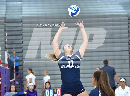 Thumbnail 2 in Torrey Pines vs. Kamehameha Kapalama (Durango Fall Classic) photogallery.
