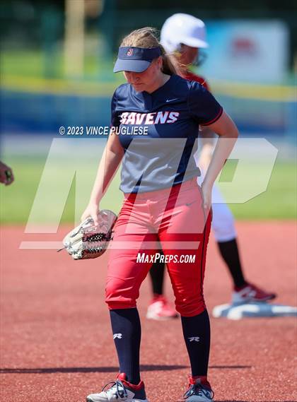 Thumbnail 3 in Yelm @ Juanita (WIAA. 3A District Playoffs) photogallery.