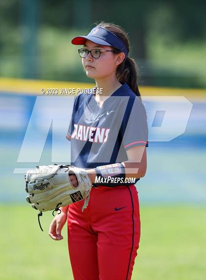 Thumbnail 2 in Yelm @ Juanita (WIAA. 3A District Playoffs) photogallery.