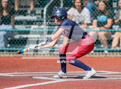 Thumbnail 2 in Yelm @ Juanita (WIAA. 3A District Playoffs) photogallery.