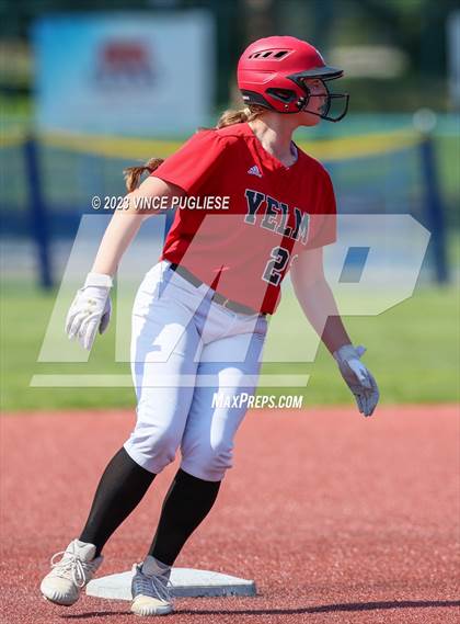 Thumbnail 1 in Yelm @ Juanita (WIAA. 3A District Playoffs) photogallery.