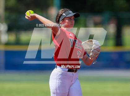 Thumbnail 2 in Yelm @ Juanita (WIAA. 3A District Playoffs) photogallery.