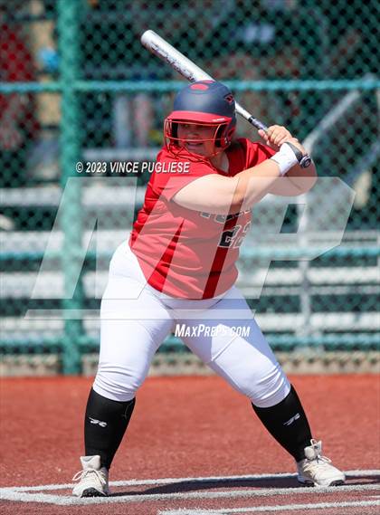 Thumbnail 1 in Yelm @ Juanita (WIAA. 3A District Playoffs) photogallery.