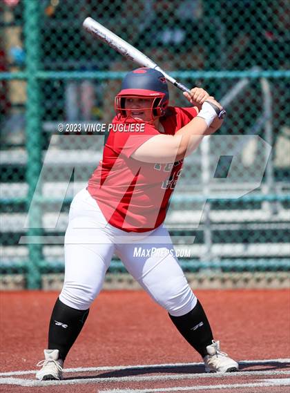 Thumbnail 3 in Yelm @ Juanita (WIAA. 3A District Playoffs) photogallery.