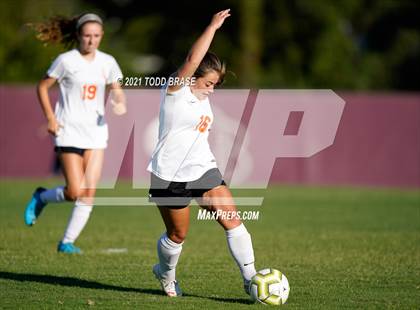Thumbnail 1 in Elizabethton @ Dobyns-Bennett photogallery.
