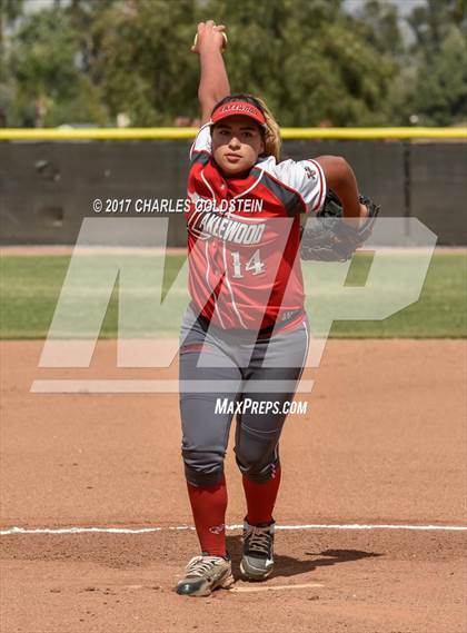 Thumbnail 2 in Agoura vs. Lakewood photogallery.