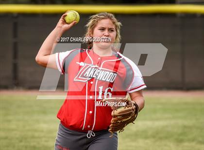 Thumbnail 2 in Agoura vs. Lakewood photogallery.