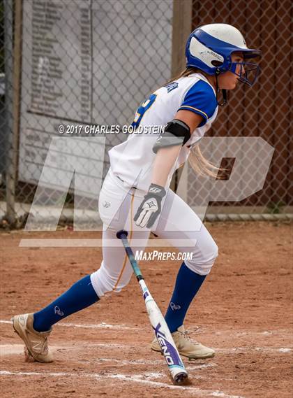 Thumbnail 3 in Agoura vs. Lakewood photogallery.