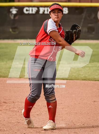 Thumbnail 1 in Agoura vs. Lakewood photogallery.