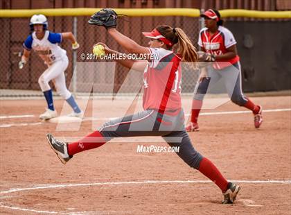 Thumbnail 1 in Agoura vs. Lakewood photogallery.