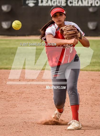 Thumbnail 3 in Agoura vs. Lakewood photogallery.