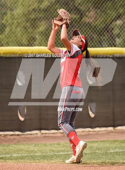 Thumbnail 1 in Agoura vs. Lakewood photogallery.