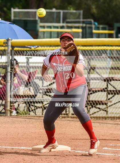 Thumbnail 1 in Agoura vs. Lakewood photogallery.